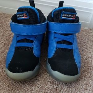 Jordan Jumpman Team II size 9